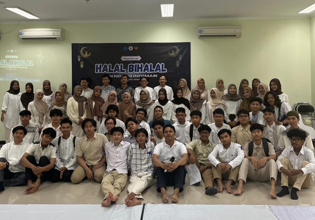 Halalbihalal Teknologi Informasi: “Kembali Fitri dengan Eratkan Tali Silaturrahmi”