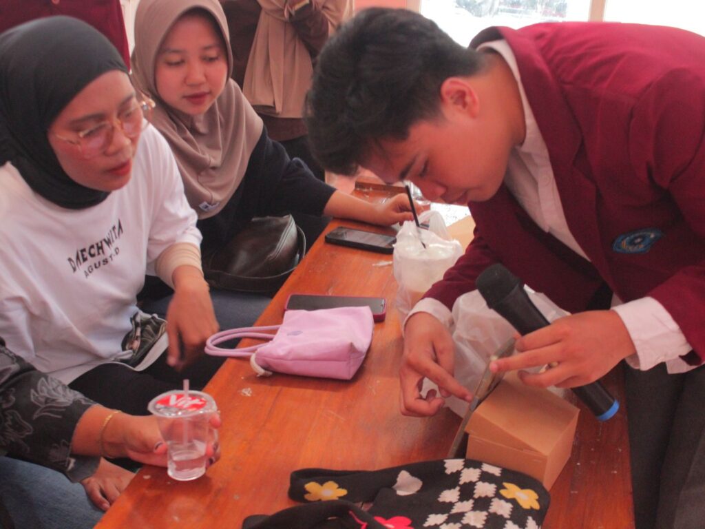 Tim Pelaksana PPK Ormawa IMM Ahmad Dahlan UNIMUS Sukses Laksanakan Program DIGITARUM
